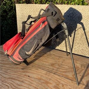Nike Tiger Woods Golf Kick Stand Carry Bag Kids Youth Black/Red/Yellow 23 Inches